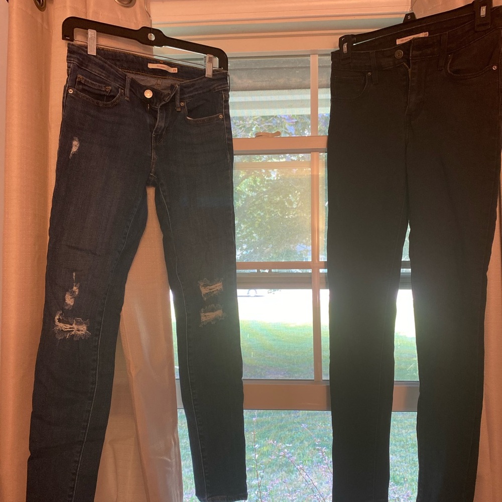 Levi’s jeans bundle! (Both pairs together for $35)!!